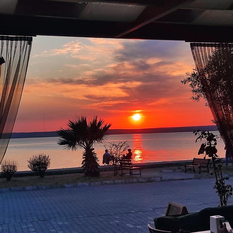 Akbuek Tas Otel المظهر الخارجي الصورة